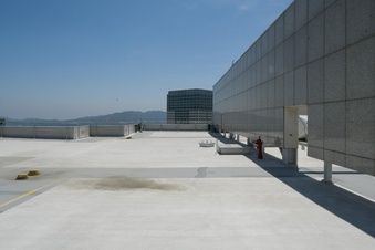 Enlarge photo 29