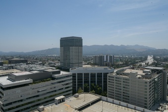 Enlarge photo 12