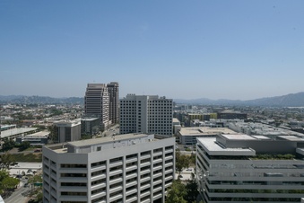 Enlarge photo 14