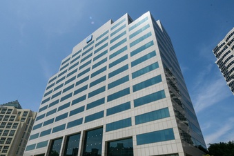Enlarge photo 2