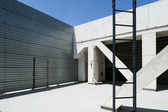 Enlarge photo 13