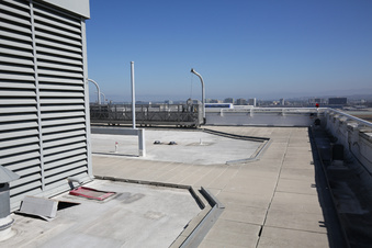 Enlarge photo 48