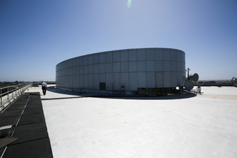 Enlarge photo 47