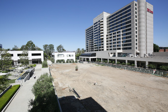 Enlarge photo 12