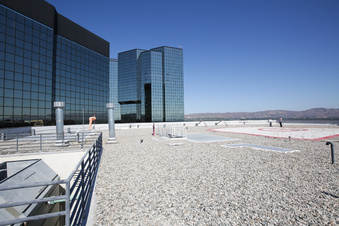 Enlarge photo 46