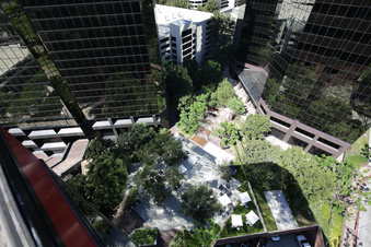 Enlarge photo 57