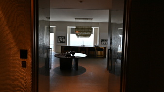 Enlarge photo 2