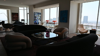 Enlarge photo 12