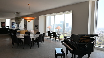 Enlarge photo 15