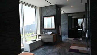 Enlarge photo 48