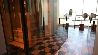 Enlarge photo 43