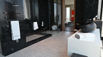 Enlarge photo 54