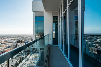 Enlarge photo 44