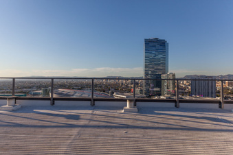 Enlarge photo 98