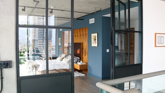 Enlarge photo 32