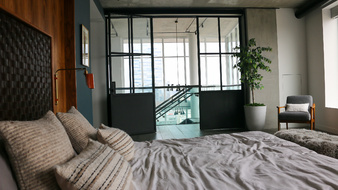 Enlarge photo 37