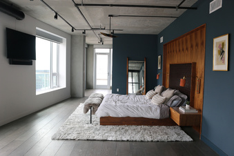 Enlarge photo 48