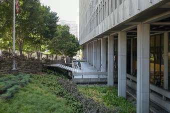 Enlarge photo 22