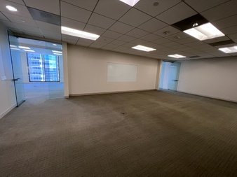 Enlarge photo 49