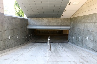 Enlarge photo 35