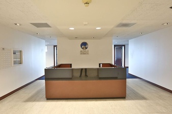 Enlarge photo 38