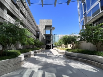 Enlarge photo 11