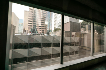 Enlarge photo 141