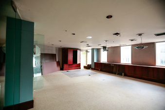 Enlarge photo 88