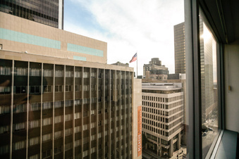 Enlarge photo 95