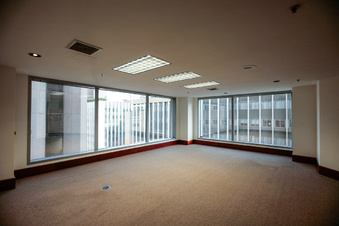 Enlarge photo 98