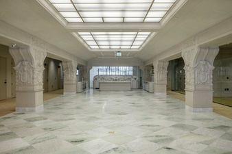 Enlarge photo 19