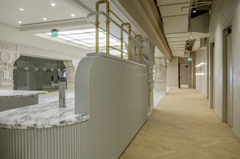 Enlarge photo 35