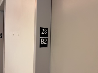 US Bank Tower - 23rd Floor