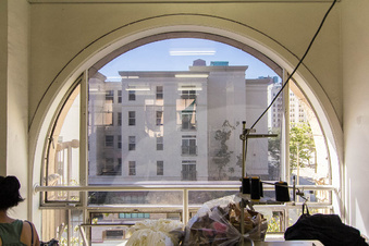 Enlarge photo 34