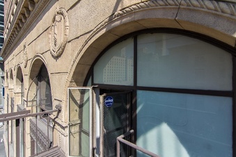 Enlarge photo 47