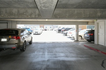 Enlarge photo 33