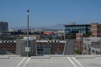 Enlarge photo 12