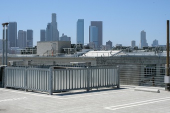 Enlarge photo 13