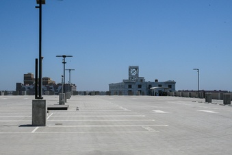 Enlarge photo 18