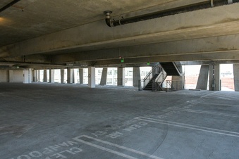 Enlarge photo 30