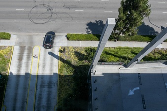 Enlarge photo 16