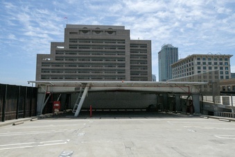 Enlarge photo 19