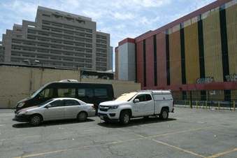 Enlarge photo 37
