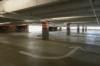 Enlarge photo 32