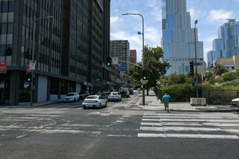 Enlarge photo 34