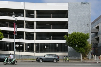 Enlarge photo 5