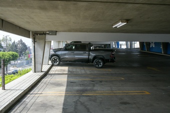 Enlarge photo 14
