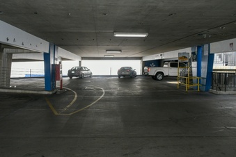 Enlarge photo 16