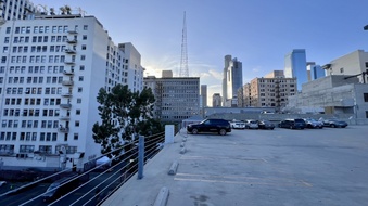 Enlarge photo 11