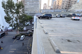 Enlarge photo 4